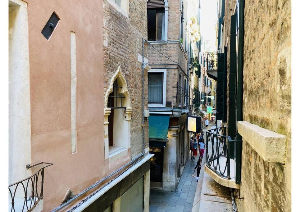 Sweet Time Venice, Luxury San Marco Frezzaria Apt! Ngoại thất bức ảnh