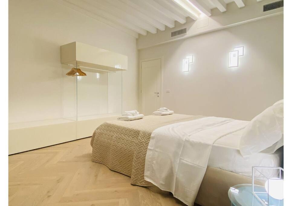Sweet Time Venice, Luxury San Marco Frezzaria Apt! Ngoại thất bức ảnh